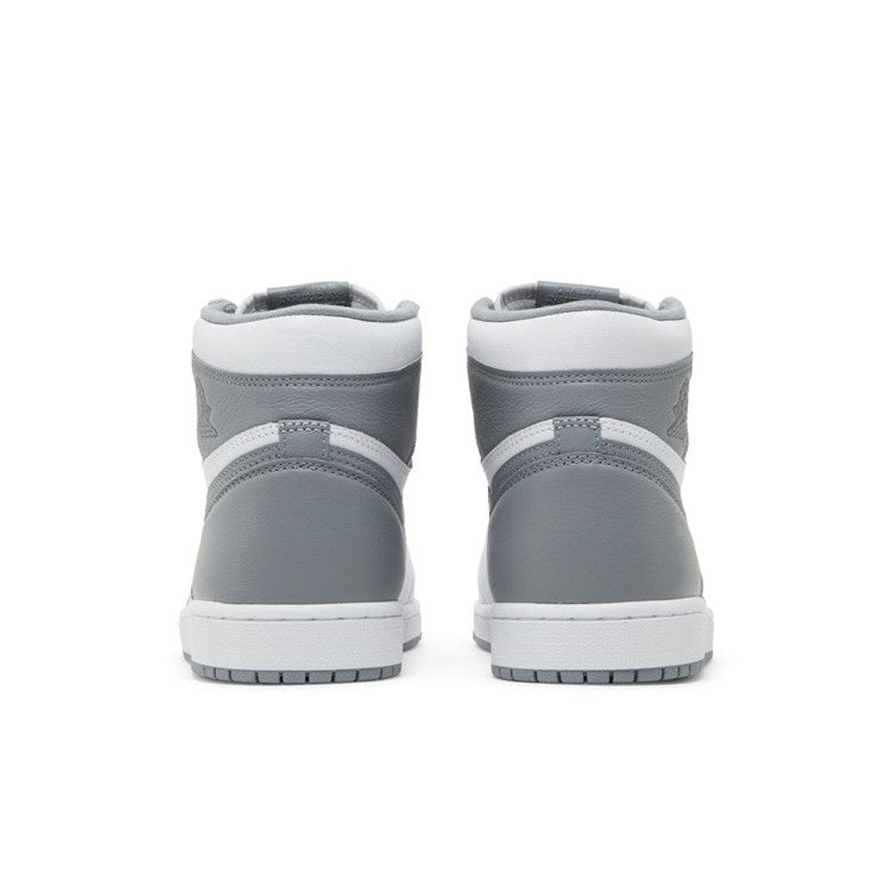 Jordan 1 Retro High OG Stealth