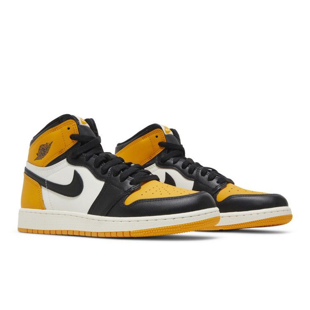 Jordan 1 Retro High OG Taxi (GS) – lifestyle foto | Purekickz