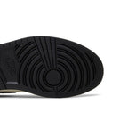 Jordan 1 Retro High OG Visionaire – pohled shora | Purekickz