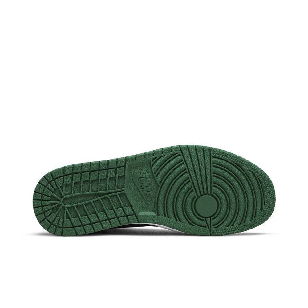 Jordan 1 Retro High Pine Green Black – zadní pohled | Purekickz