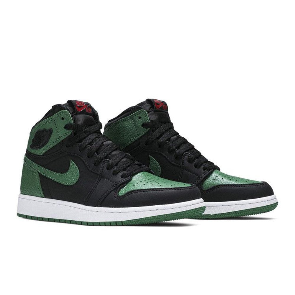 Jordan 1 Retro High Pine Green Black (GS) – detail materiálu | Purekickz