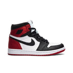 Jordan 1 Retro High Satin Black Toe – boční pohled | Purekickz