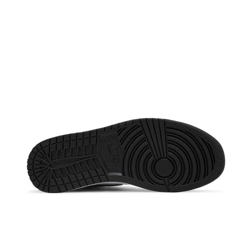 Jordan 1 Retro High Satin Snake Chicago – zadní pohled | Purekickz