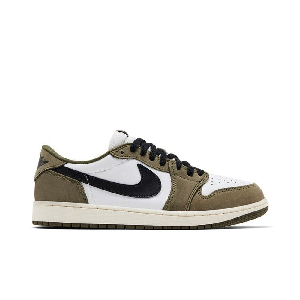 Jordan 1 Retro Low Medium Olive – boční pohled | Purekickz