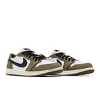 Jordan 1 Retro Low Medium Olive – lifestyle foto | Purekickz