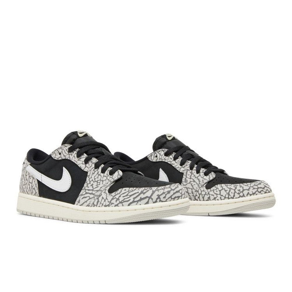 Jordan 1 Retro Low OG Black Cement – lifestyle foto | Purekickz