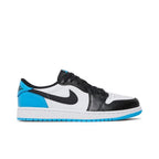 Jordan 1 Retro Low OG Black Dark Powder Blue' – boční pohled | Purekickz
