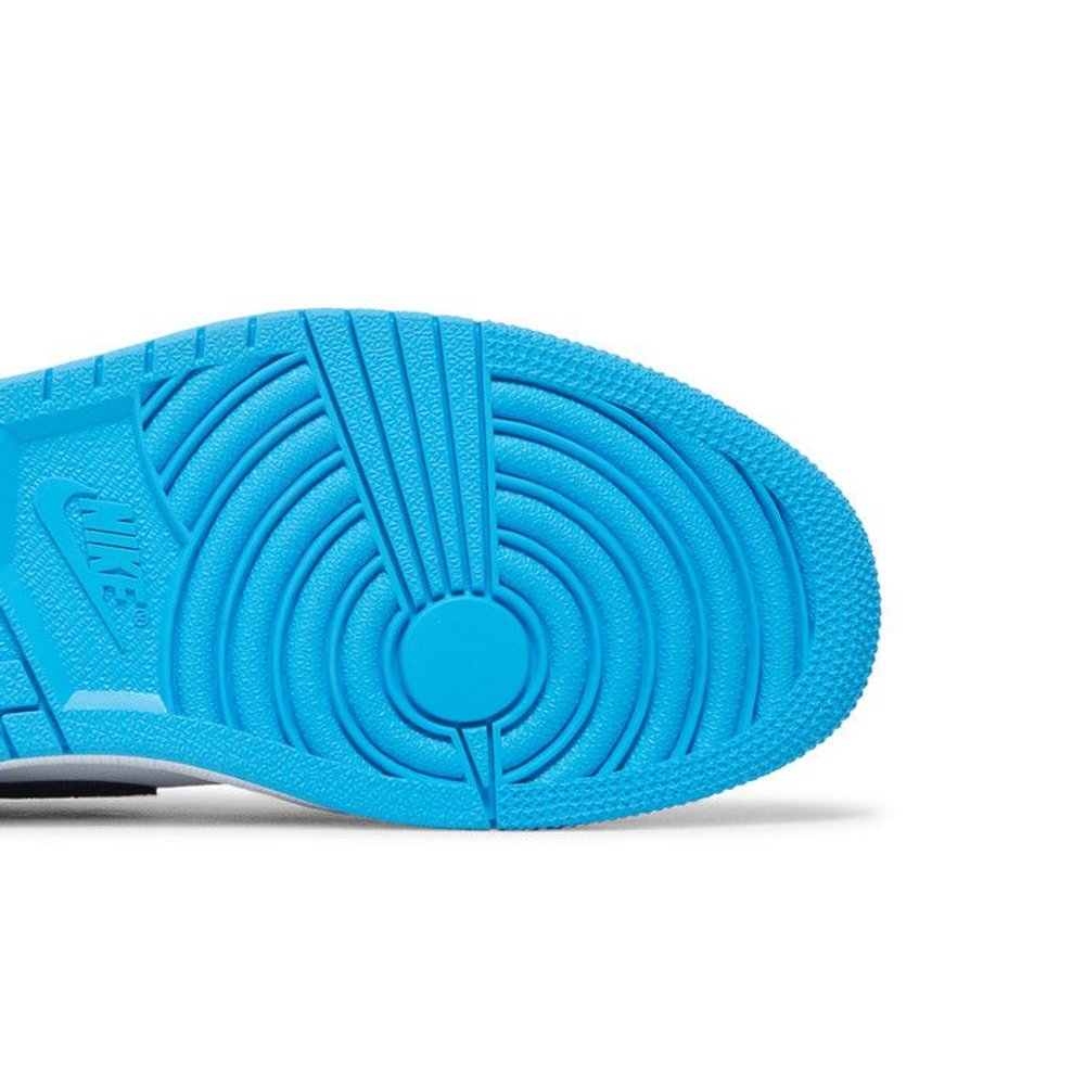 Jordan 1 Retro Low OG Black Dark Powder Blue' – pohled shora | Purekickz