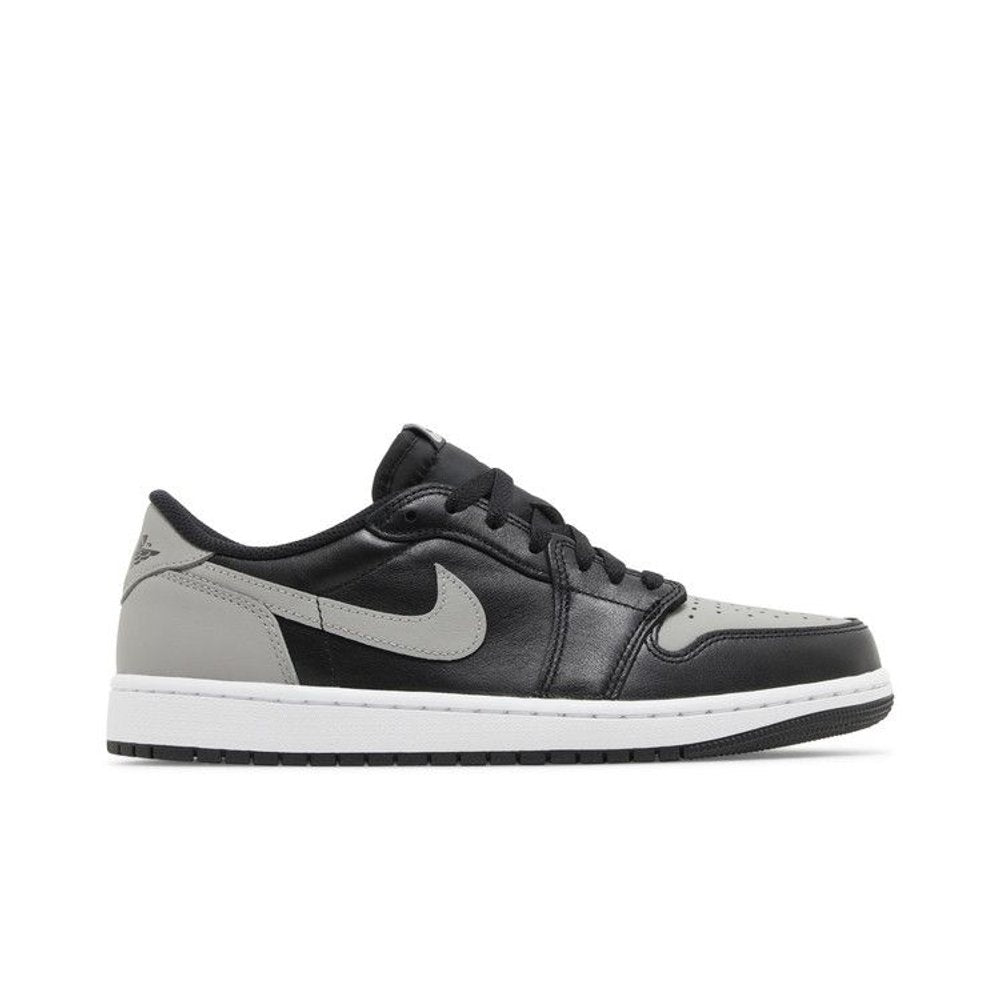 Jordan 1 Retro Low OG Shadow (2024) – boční pohled | Purekickz