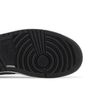 Jordan 1 Retro Low OG Shadow (2024) – pohled shora | Purekickz