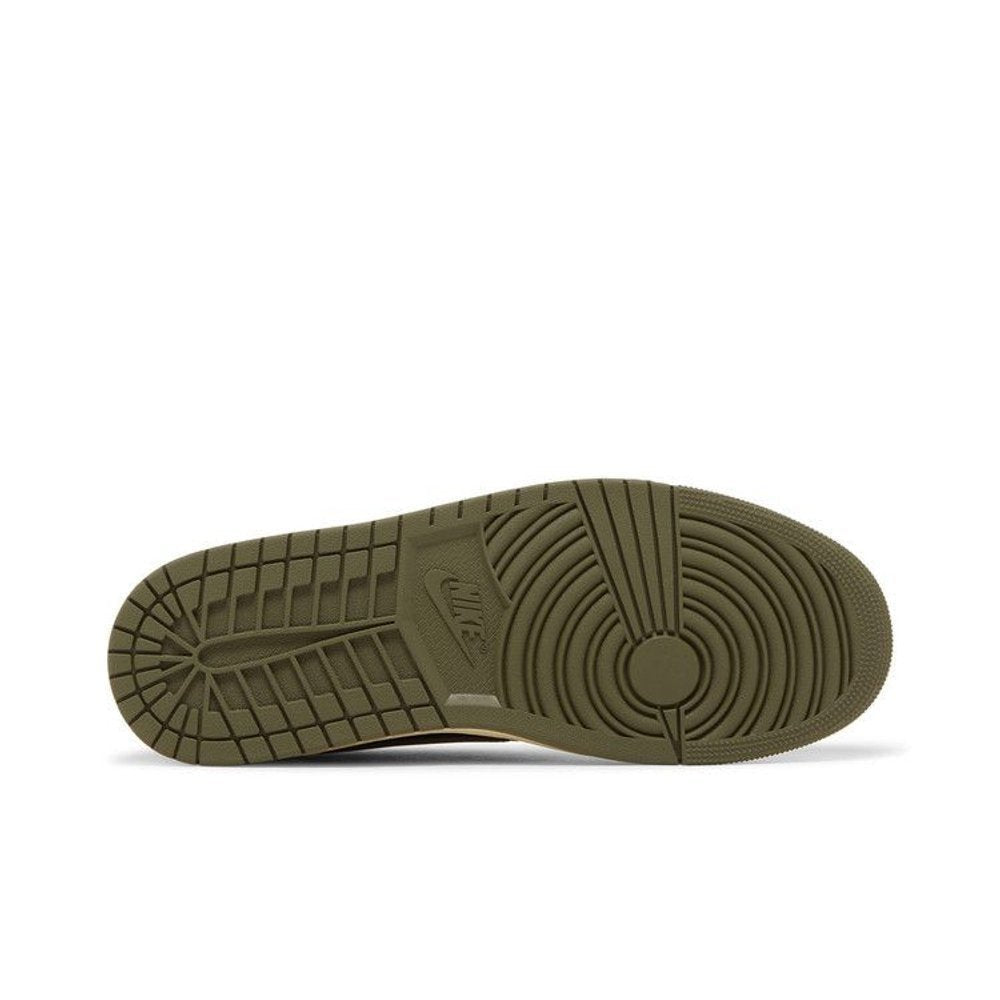 Jordan 1 Retro Low OG SP Travis Scott Olive (W) – zadní pohled | Purekickz
