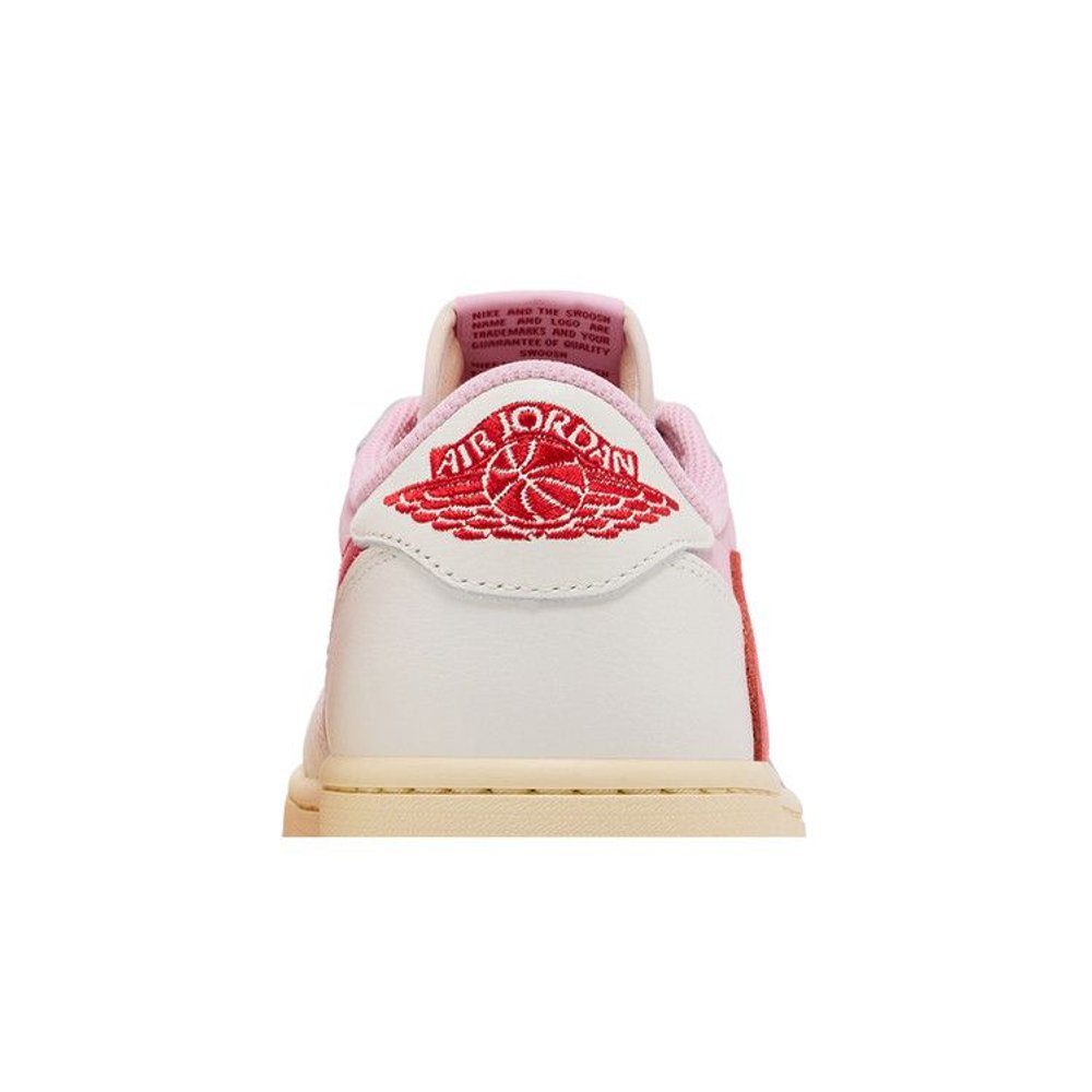 Jordan 1 Retro Low OG SP Travis Scott Sail Tropical Pink – detail materiálu | Purekickz