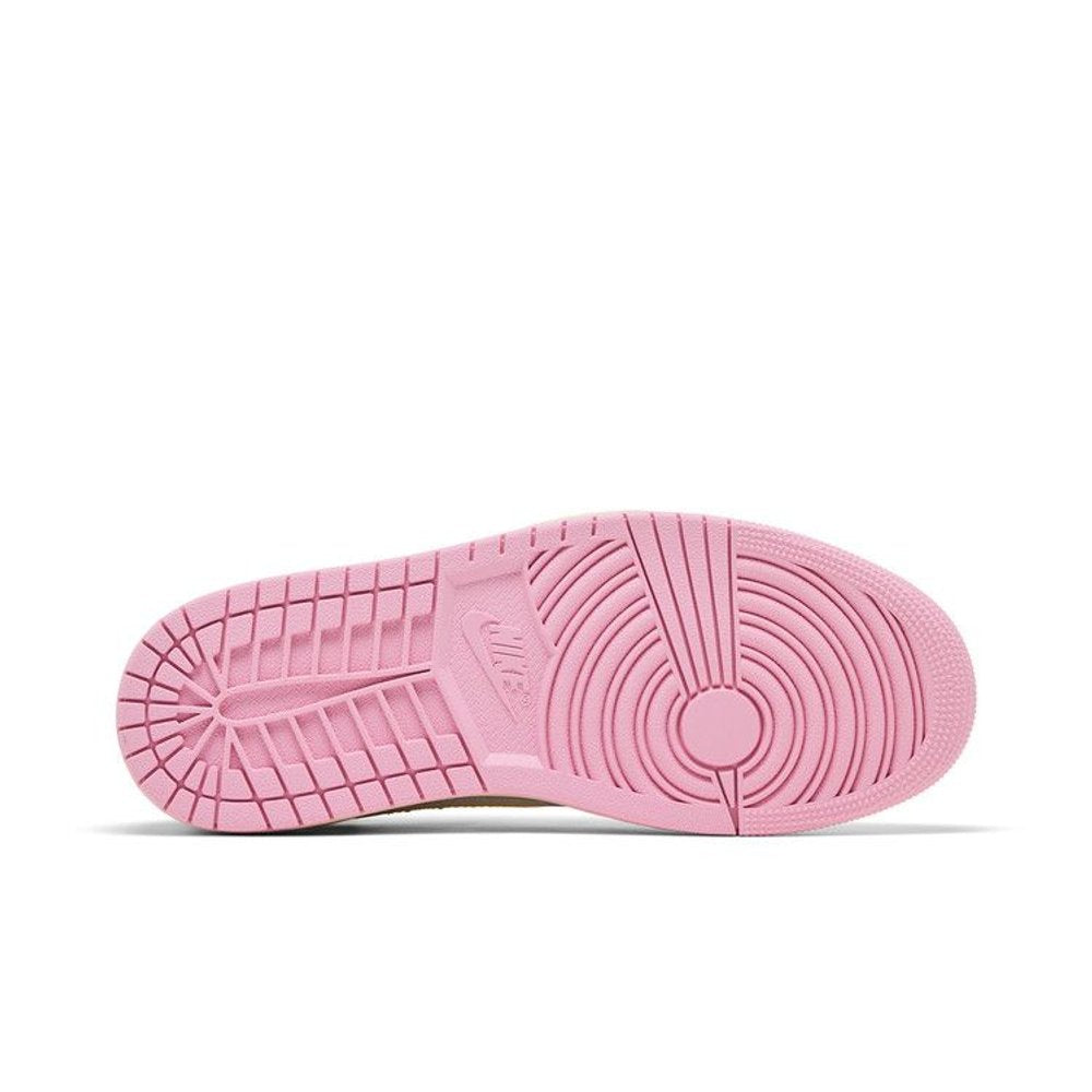 Jordan 1 Retro Low OG SP Travis Scott Shy Pink – zadní pohled | Purekickz