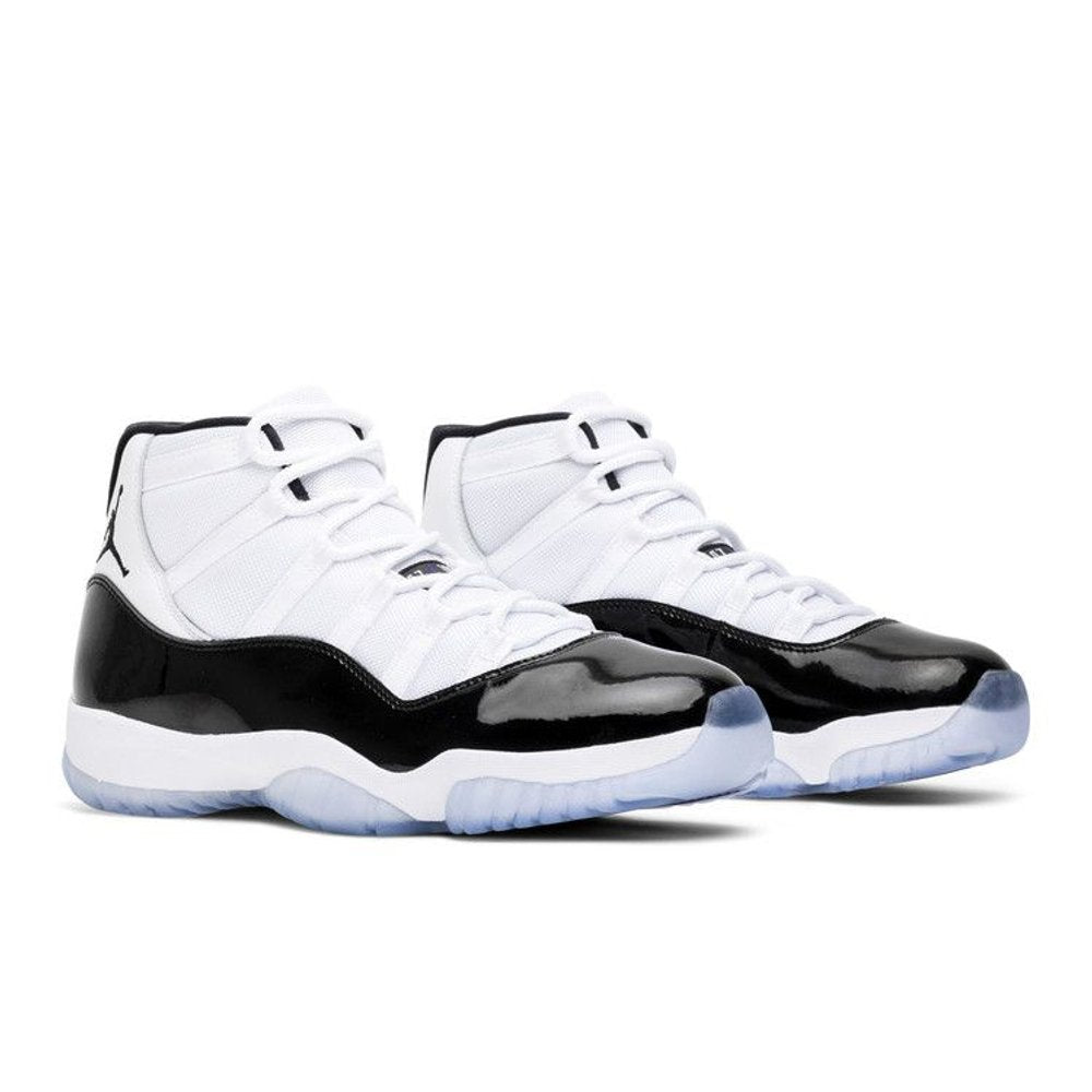 Jordan 11 Retro Concord (2018) – lifestyle foto | Purekickz