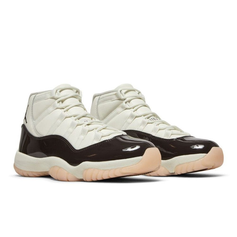 Jordan 11 Retro Neapolitan (W) – lifestyle foto | Purekickz