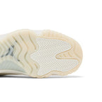 Jordan 11 Retro Pearl (W) – pohled shora | Purekickz