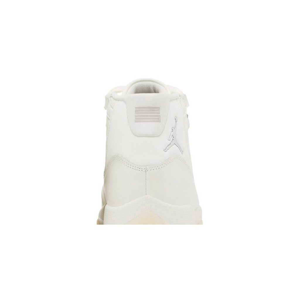 Jordan 11 Retro Pearl (W) – detail materiálu | Purekickz
