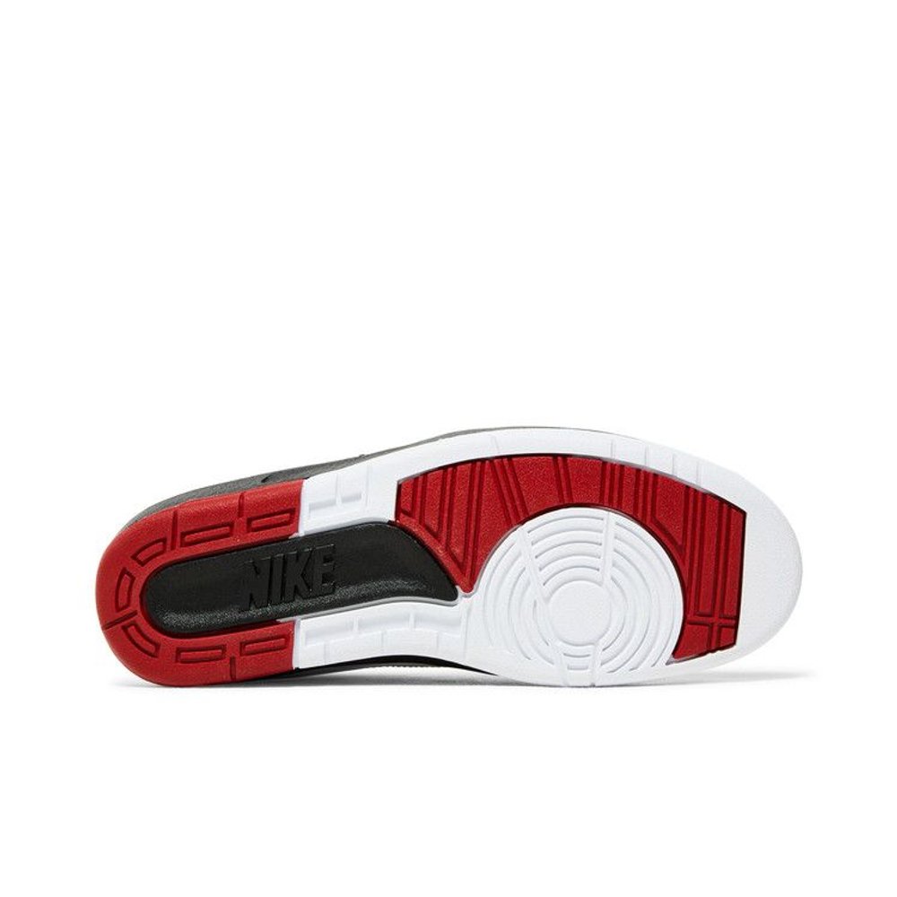 Jordan 2 Retro OG Chicago (2022) – zadní pohled | Purekickz