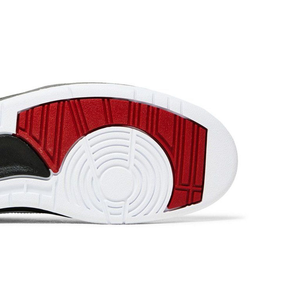 Jordan 2 Retro OG Chicago (2022) – pohled shora | Purekickz