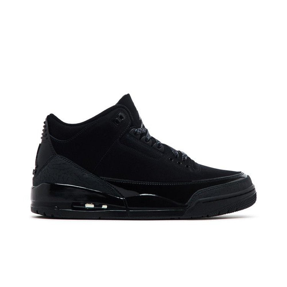 Jordan 3 Retro Black Cat (2025) – boční pohled | Purekickz