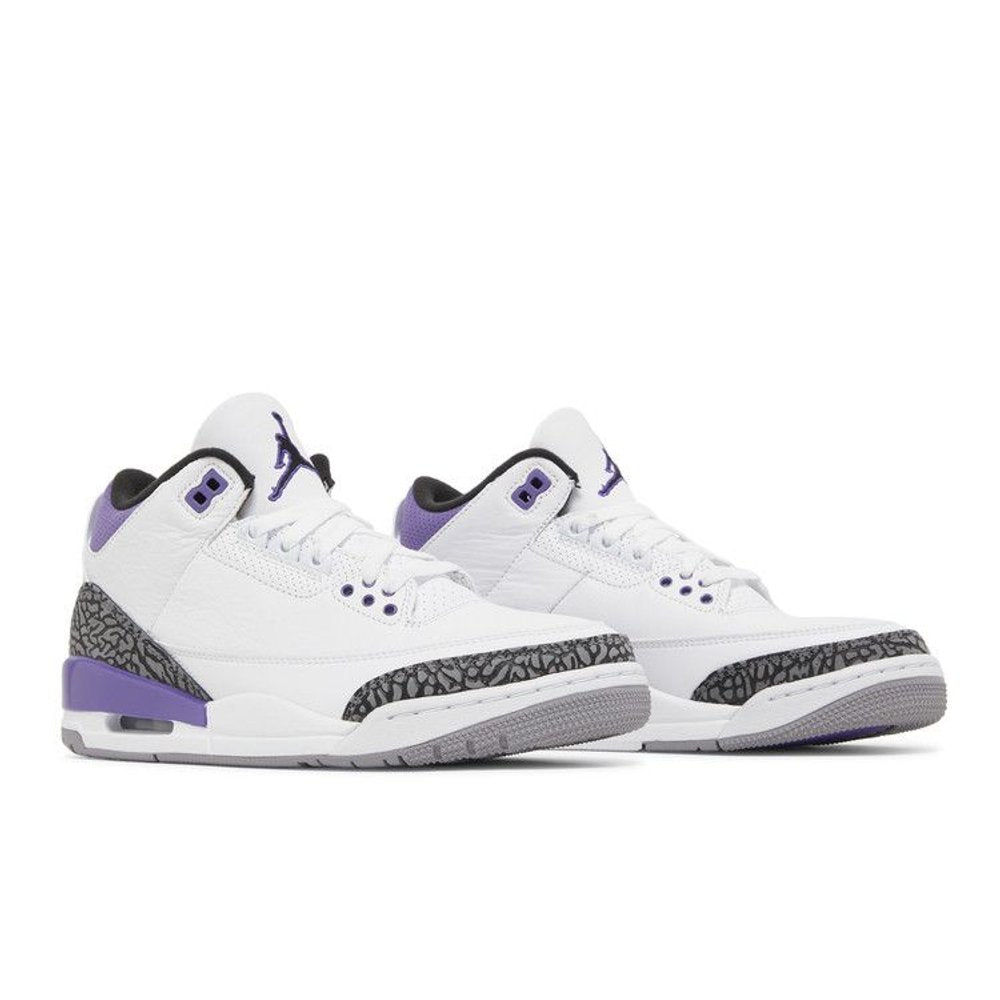 Jordan 3 Retro Dark Iris – lifestyle foto | Purekickz