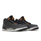 Jordan 3 Retro Fear Pack (2023) – lifestyle foto | Purekickz