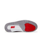 Jordan 3 Retro Fire Red (2022) – zadní pohled | Purekickz