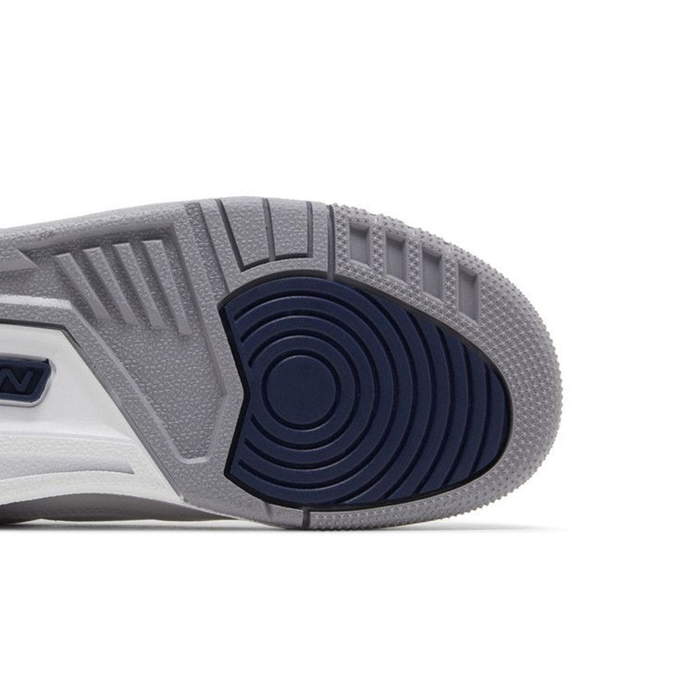 Jordan 3 Retro Midnight Navy (GS) – pohled shora | Purekickz
