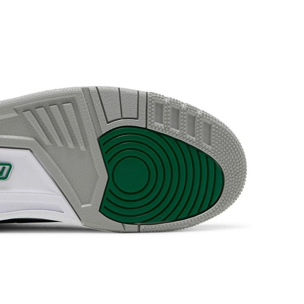 Jordan 3 Retro Pine Green – pohled shora | Purekickz