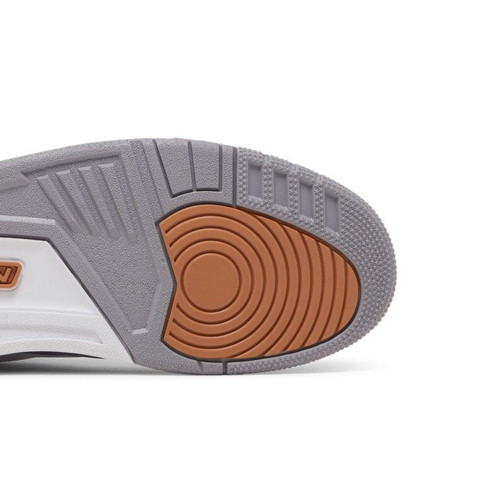 Jordan 3 Retro Wizards – pohled shora | Purekickz