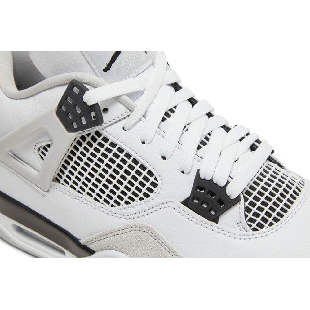 Jordan 4 Military Black – pohled 9 | Purekickz