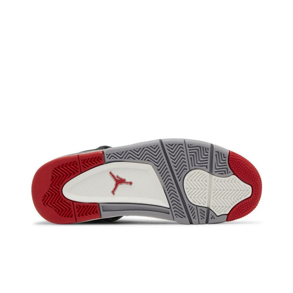 Jordan 4 Retro Bred Reimagined (GS) – zadní pohled | Purekickz