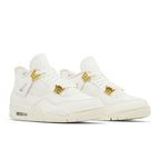 Jordan 4 Retro Metallic Gold (W) – lifestyle foto | Purekickz