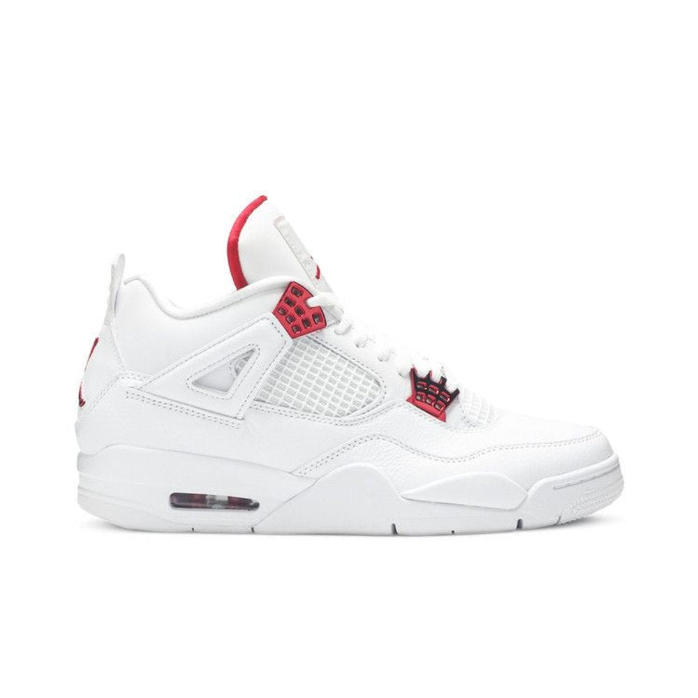 Jordan 4 Retro Metallic Red – boční pohled | Purekickz