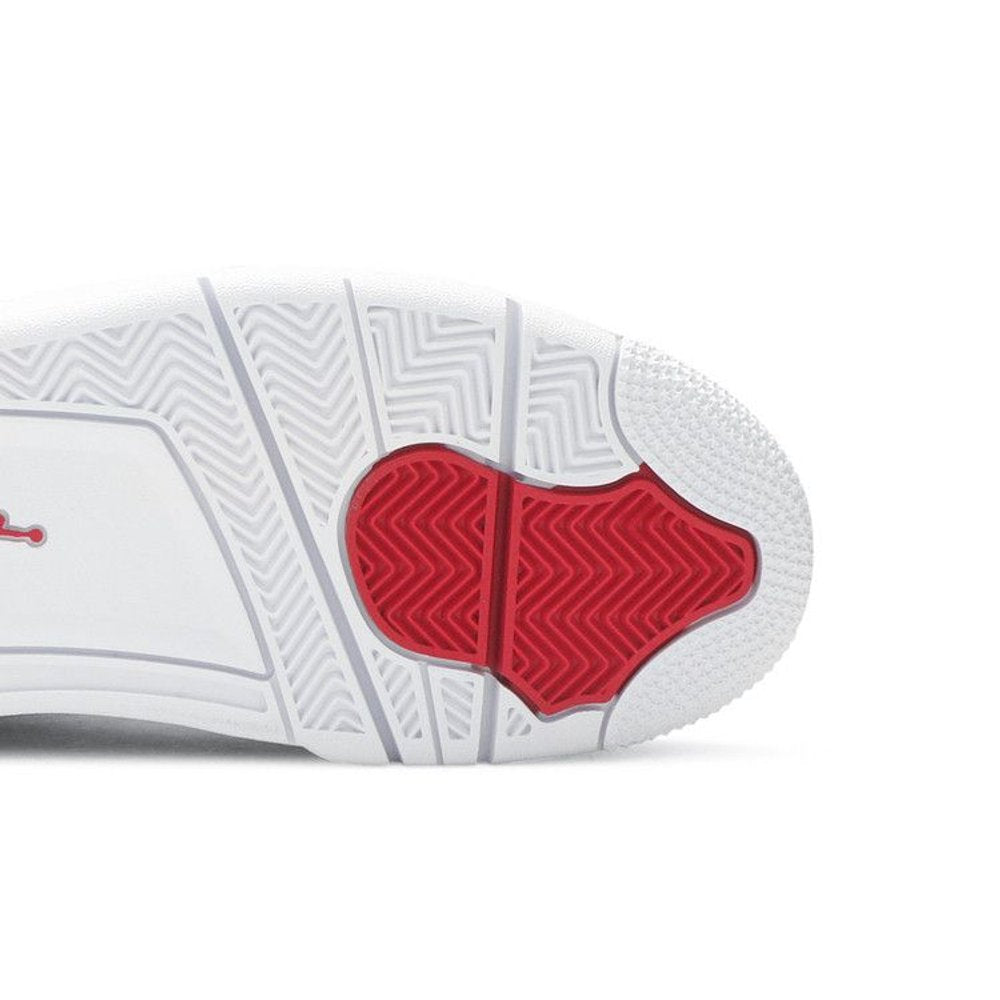 Jordan 4 Retro Metallic Red – pohled shora | Purekickz