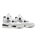 Jordan 4 Retro Military Black (PS) – lifestyle foto | Purekickz