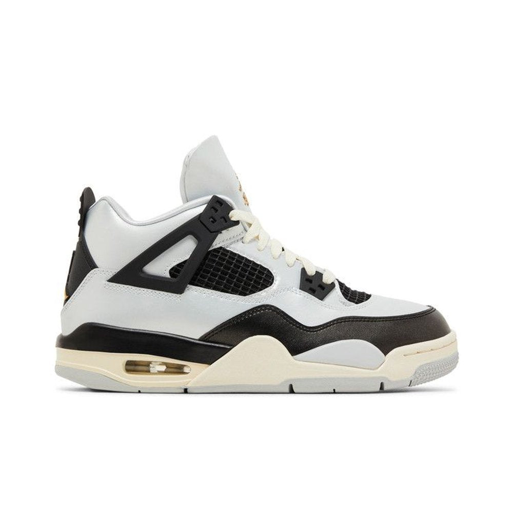 Jordan 4 Retro Platinum Gold (GS) – boční pohled | Purekickz