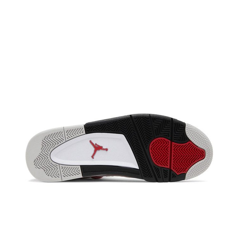 Jordan 4 Retro Red Cement – zadní pohled | Purekickz