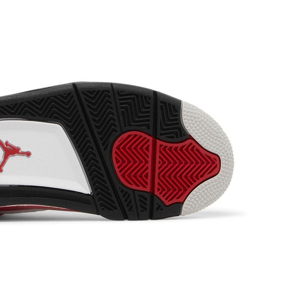 Jordan 4 Retro Red Cement (GS) – pohled shora | Purekickz