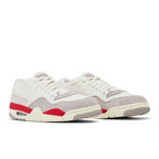 Jordan 4 RM Fire Red – lifestyle foto | Purekickz