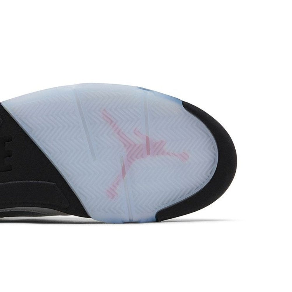 Jordan 5 Retro Medium Soft Pink – pohled shora | Purekickz