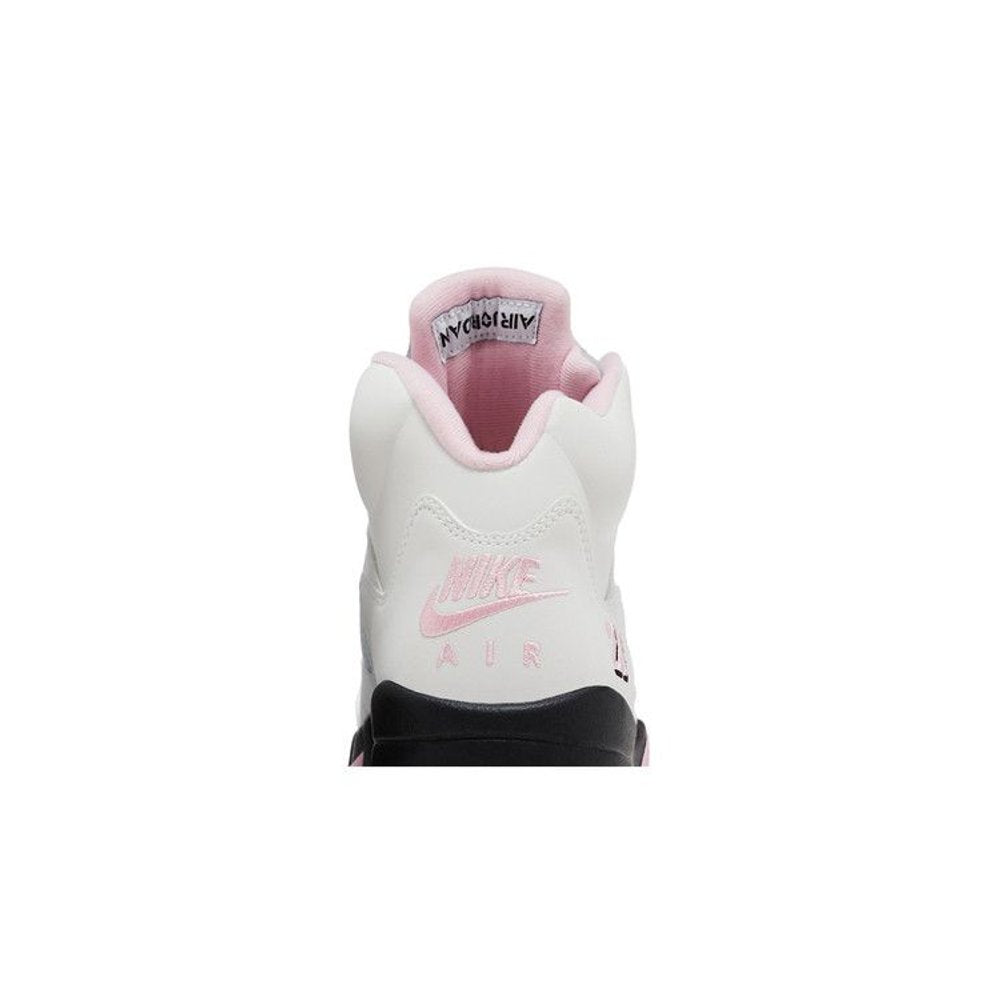 Jordan 5 Retro Medium Soft Pink – detail materiálu | Purekickz