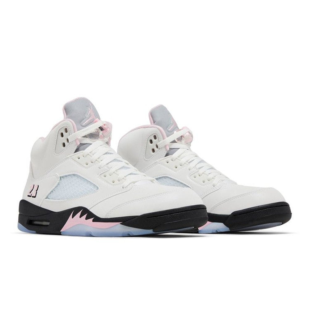 Jordan 5 Retro Medium Soft Pink – lifestyle foto | Purekickz