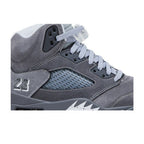 Jordan 5 Retro Wolf Grey (2026) – detail | Purekickz