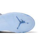 Jordan 5 Retro Wolf Grey (2026) – pohled shora | Purekickz