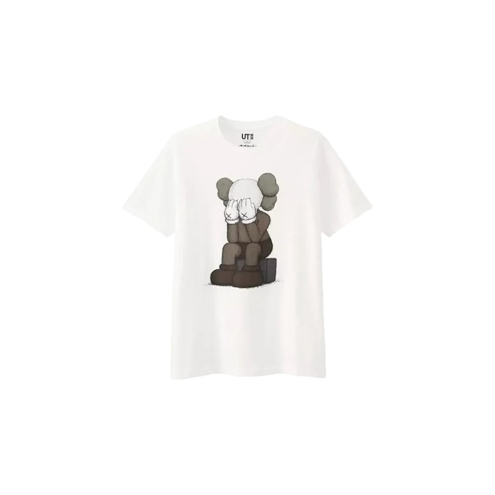 KAWS x Uniqlo Passing Through Tee White – hlavní pohled | Purekickz