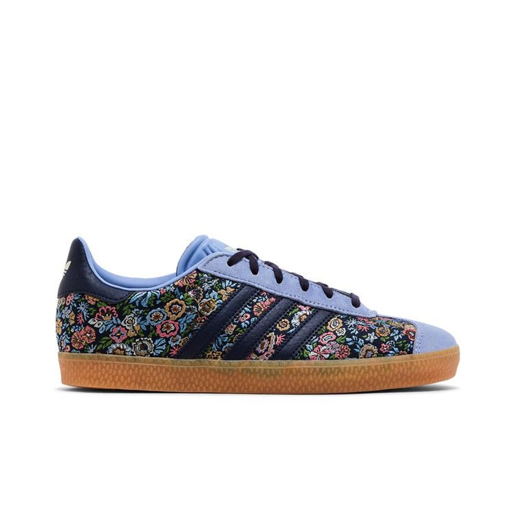 Liberty London x adidas Gazelle J 'Floral Embroidery' – boční pohled | Purekickz