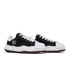 Maison Mihara Yasuhiro Blakey OG Sole Canvas Low Black White – lifestyle foto | Purekickz
