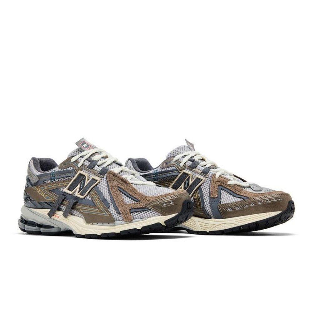 New Balance 1906A Thunder Brown – lifestyle foto | Purekickz