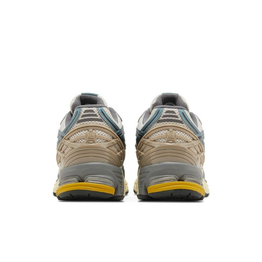 New Balance 1906R Metallic Teal New Spruce – podrážka | Purekickz